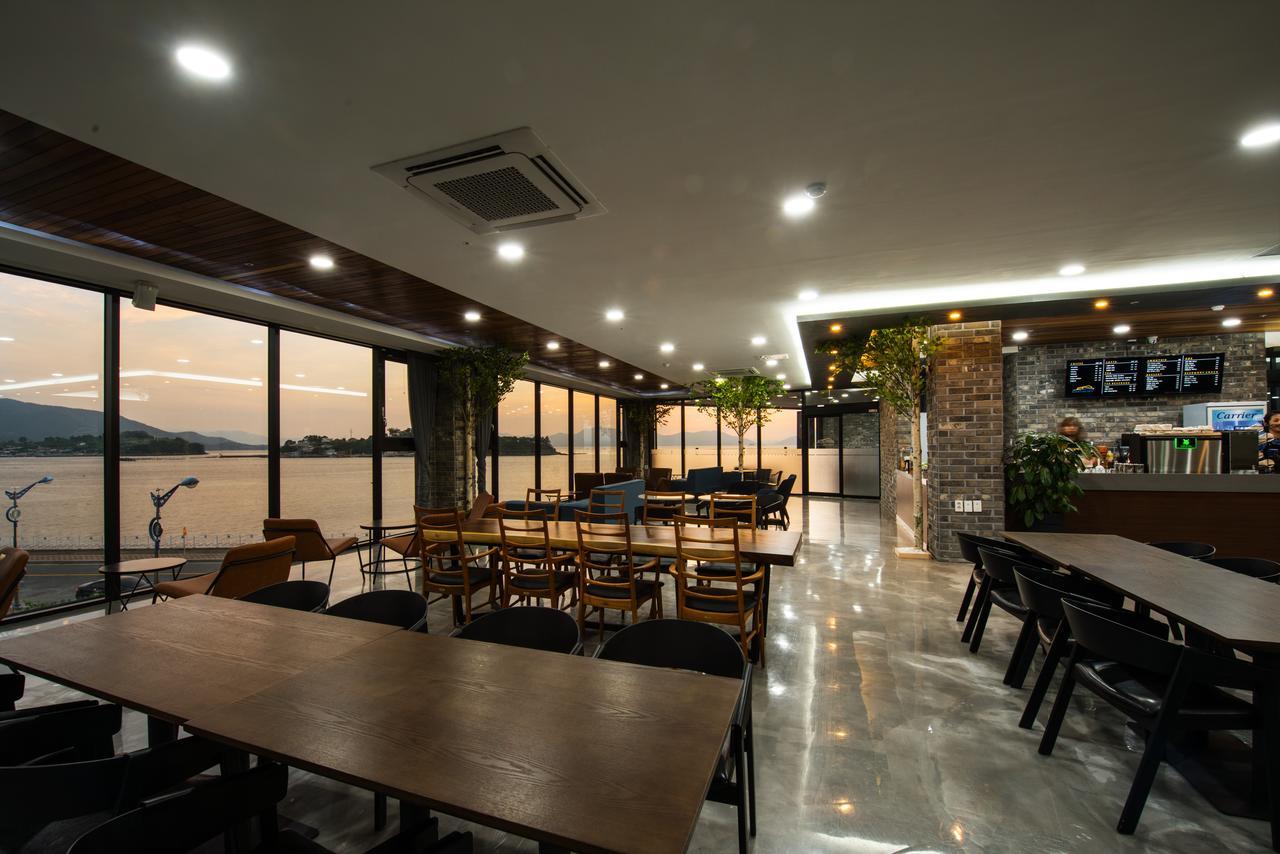 Arte Resort Spa & Pool Villa Sacheon Exterior photo